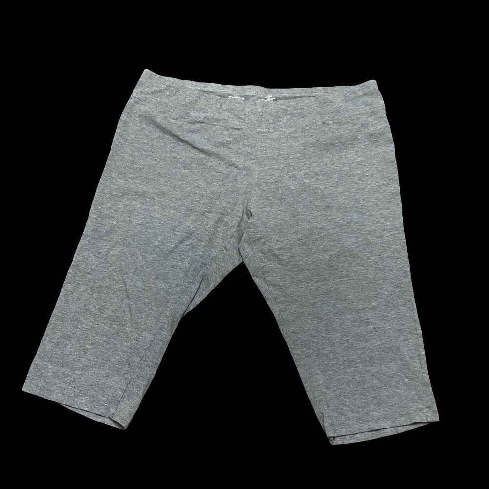 👗5/$25 - Grey Capri Leggings
